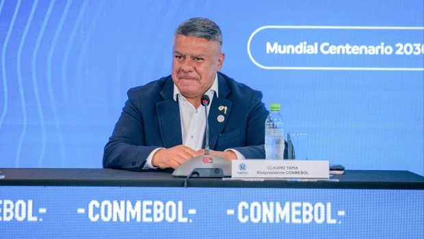 La Inspección General de Justicia suspendió la elección en la que se iba a reelegir al "Chiqui" Tapia