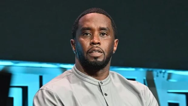 Un hombre denunció al rapero Sean "Diddy" Combs por haberlo agredido sexualmente cuando era menor