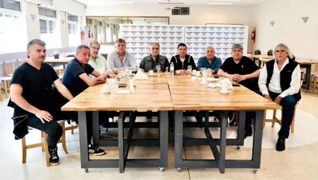 Aeronavegantes ratificaron el paro para el 30 de octubre y denunciaron persecución sindical