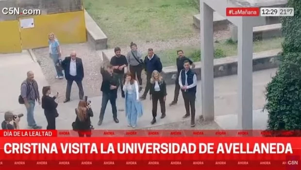 Cristina Kirchner visitó la Universidad de Avellaneda en apoyo al paro contra el veto de Milei