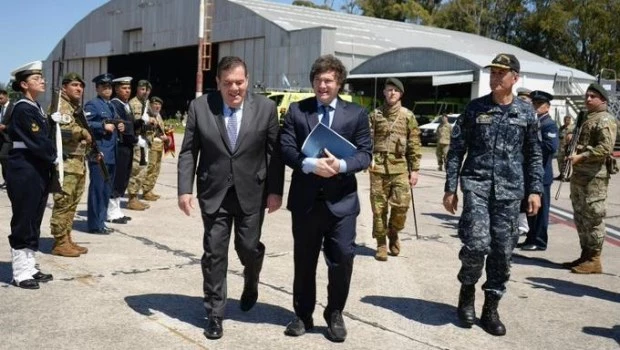 El jefe de Estado fue recibido por el intendente Guillermo Montenegro 