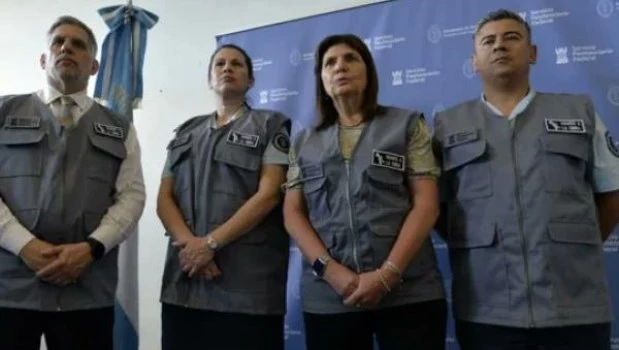 Impulsan un proyecto para que los presos trabajen en las cárceles: "Es una injusticia que tengan un salario mínimo"