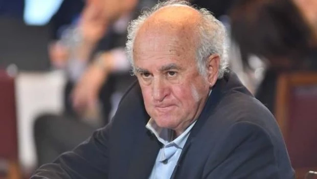 Parrilli calificó de "ingrato" a Kicillof por no pronunciarse en favor de Cristina 