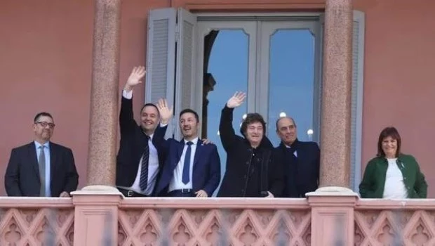 Milei celebró su cumpleaños en la Casa Rosada junto al gabinete y ´Yuyito´ González