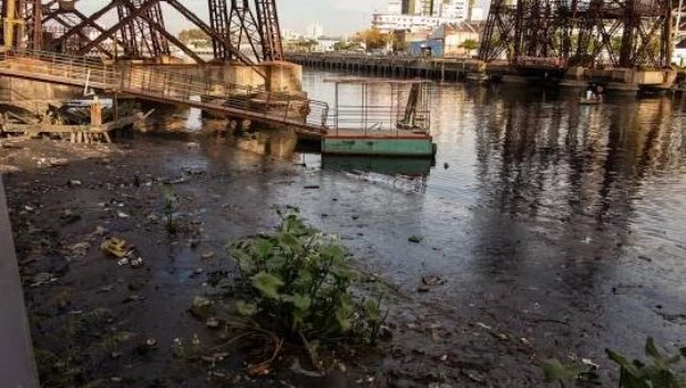 Luego de 20 años, la Corte finalizó su intervención en el caso de la contaminación del Riachuelo