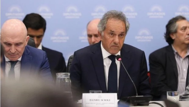 Scioli cruzó a diputados kirchneristas y afirmó que se sumó al Gobierno para aportar su experiencia
