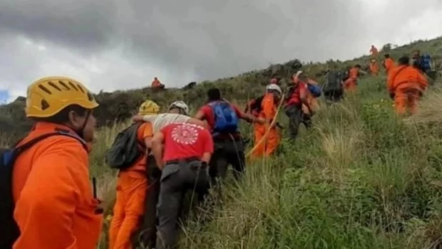 Rescataron a más de 40 niños en el cerro Champaquí de Córdoba 