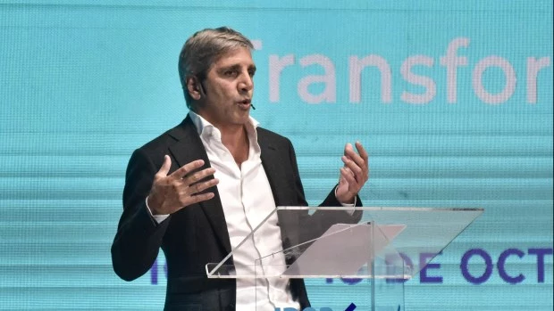 Caputo consiguió un préstamo de bancos y ya tiene fondos para pagar vencimientos de enero