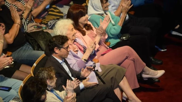 Cristina Kirchner y Kicillof se reencontraron en La Plata y le pusieron paños fríos a la interna del PJ