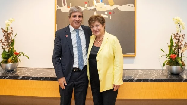 El FMI valoró la estabilidad macroeconómica, pero advirtió sobre la recuperación de la actividad