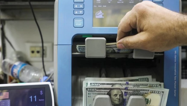 El dólar blue sigue en baja y ya alcanzó el menor nivel en seis meses