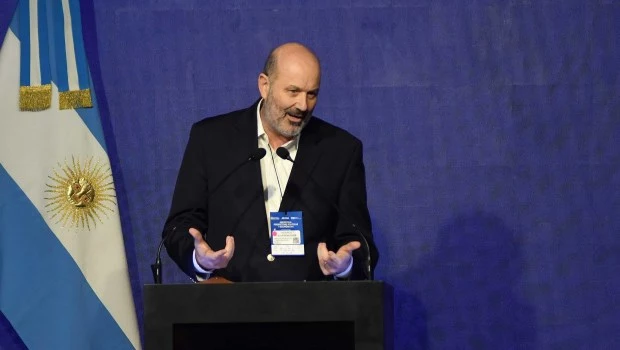 Sturzenegger anunció que los gastos de las universidades deberán tener "la transparencia de cualquier compra pública"