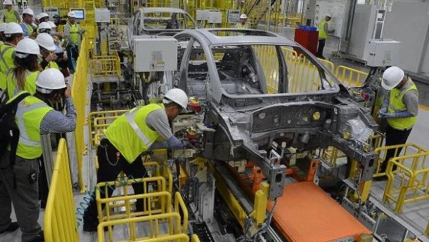 Publican el primer informe que afirma que se salió de la recesión