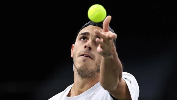 Cerúndolo perdió con Tsitsipas y ya no quedan argentinos en el Masters 1000 de París 