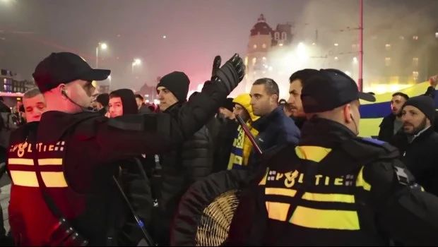 Ámsterdam: 5 hospitalizados y 62 detenidos tras ataques a hinchas de fútbol israelíes