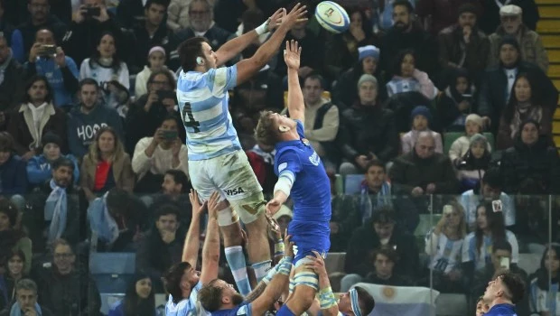 Los Pumas vapulearon al seleccionado italiano