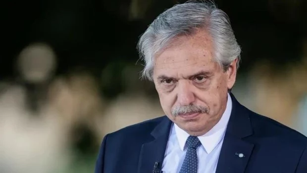 La Justicia intima a Alberto Fernández a dejar de violar de inmediato la perimetral contra Fabiola Yañez