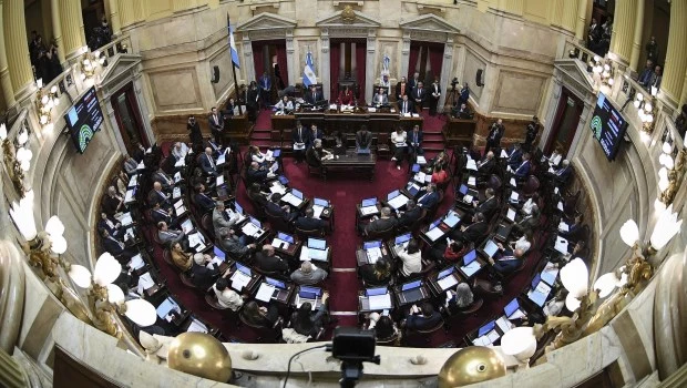 Se postergó la sesión especial en Diputados convocada por la oposición para limitar los DNU