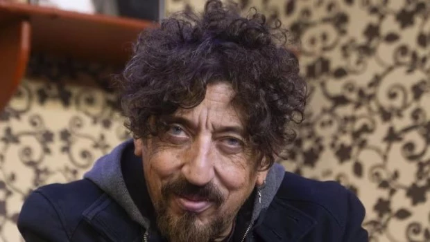 El actor Alejandro "Huevo" Müller sufrió un violento robo al resistir a que se lleven su moto