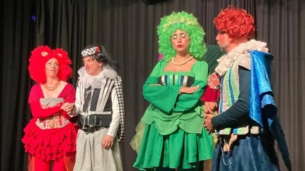 Un Shakespeare divertido pero sin faltarle el respeto