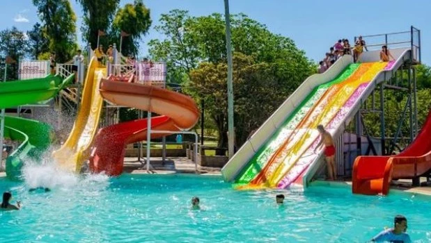 Muerte en el parque acuático de Córdoba: la familia confirmó que la menor falleció por "muerte súbita"