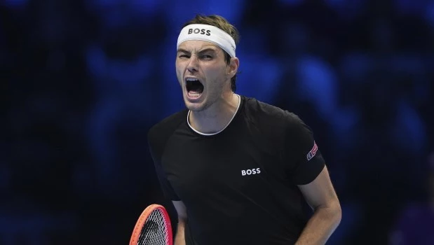 Fritz venció a de Miñaur y sueña estar entre los 4 mejores del ATP Finals