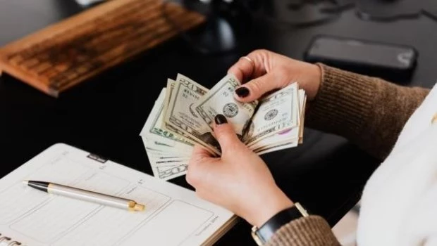 En la primera etapa del blanqueo se regularizaron US$23.321 millones