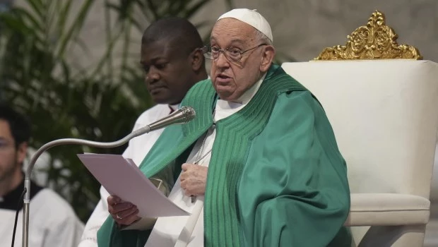 El papa Francisco pide investigar si los ataques de Israel en Gaza constituyen un "genocidio"