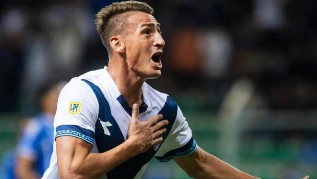 Vélez quiere aprovechar la caída de Huracán y sacar mayor diferencia