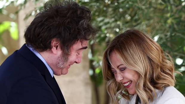 Milei cenó con Giorgia Meloni en la Quinta de Olivos y la recibe en Casa Rosada