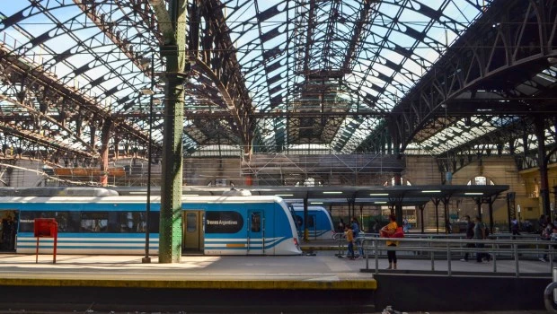 Avanza la emergencia ferroviaria: definen 220 obras claves 