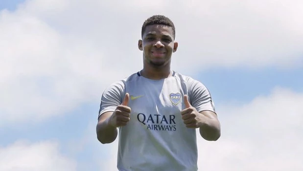 Boca: Fabra y Cavani podrían ser titulares contra Huracán en Parque de los Patricios