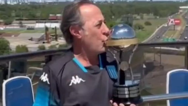 La emoción de Francella por la consagración de Racing en la Sudamericana: "Es tan lindo ser de este equipo"