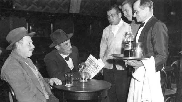 Oda al mozo tradicional