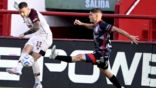 Lanús y Barracas Central protagonizaron un partido lleno de goles y emociones