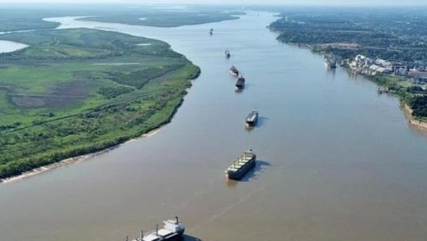 Hidrovía: dos empresas piden nulidad de la licitación
