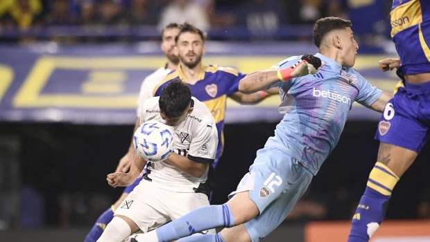Boca e Independiente cerraron el año con un empate sin goles
