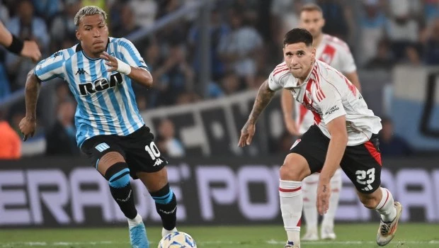 Racing cerró el año con un triunfo ante River
