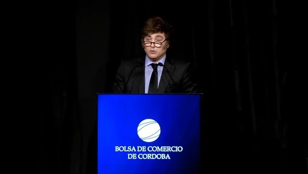 Milei ratificó que el lunes dejará de existir el impuesto PAIS