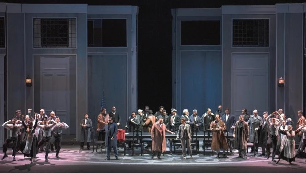 GENTILEZA A. COLOMBAROLISin Mozart, sin Wagner y sin ninguna figura rutilante, la temporada del Colón se compuso de apenas siete títulos, entre ellos ‘Un Ballo in Maschera’ (foto).