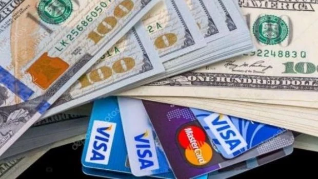 Fin al impuesto PAÍS: las compras en el exterior, viajes y servicios internacionales tendrán una rebaja significativa