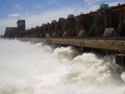 Yacyretá alcanzó otro record en generación de electricidad