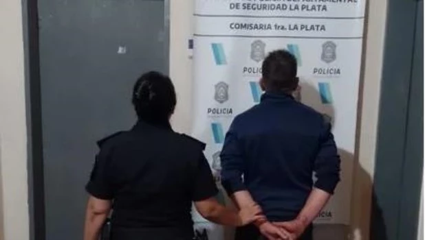 Lincharon a un motociclista que intentó abusar de un menor en La Plata 