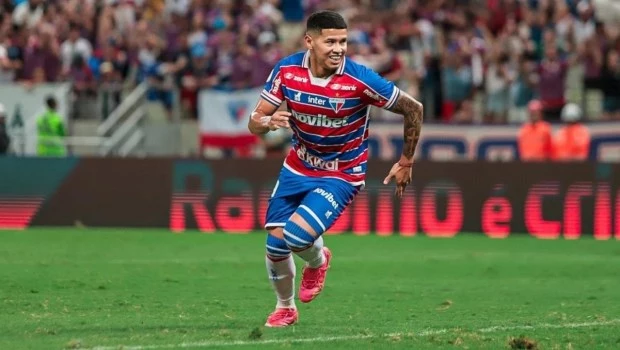 Vélez le ganó la pulseada a Estudiantes e Independiente por Machuca 