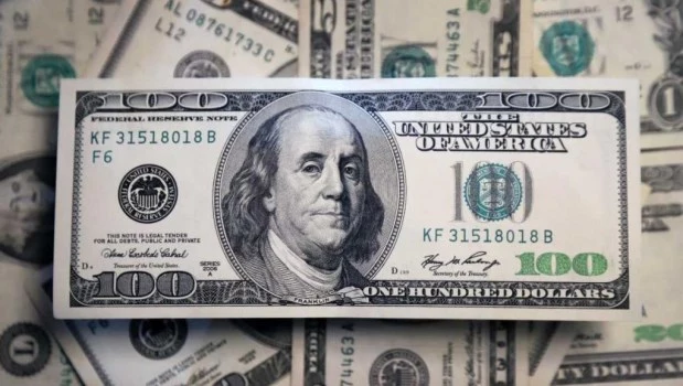 Alertan que el dólar está atrasado y que este año debería actualizar su valor