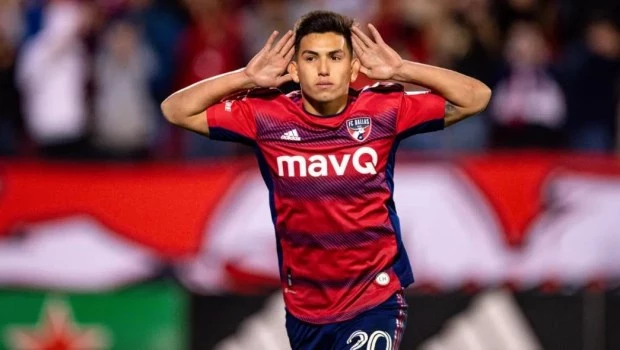 Boca y Dallas aún no llegan a un acuerdo por Velasco