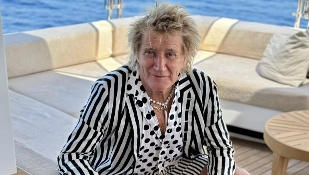 Sir Rod Stewart en el yate en el que pasea por el Caribe. Para este año tiene programada una gira europea y norteamericana.