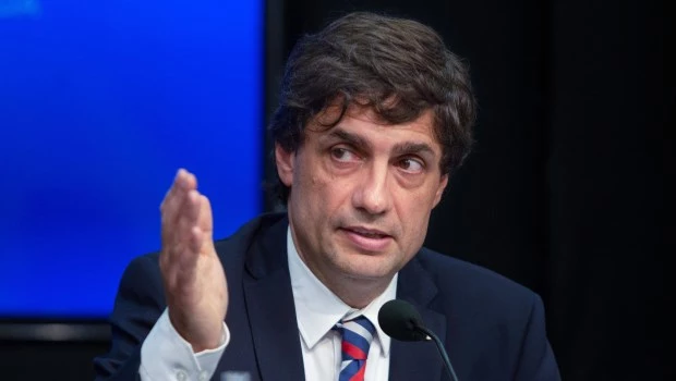 Lacunza advierte al oficialismo: "No siempre van a gobernar con un 50% de aprobación"