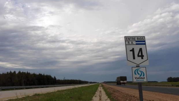 El Gobierno arranca la privatización de corredores viales