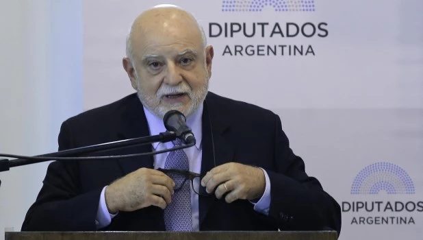 El Gobierno citó a Rodolfo Barra para el lunes y debate su futuro al frente de la Procuración del Tesoro